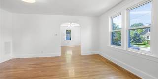 135 E Linden Avenue Gallery 7