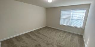 Room in 3 Bedroom Home at Pecan Ridge Dr Gallery 40