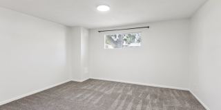 Updated Lincoln 3 Bedroom!! Gallery 18