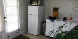 Charming 1 bedroom apartment close to MSU Gallery 4