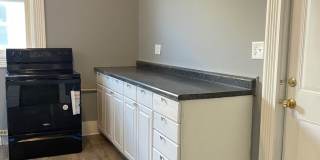 Cozy Renovated 2 Bed in South Omaha! Gallery 11