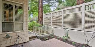 Elegant Los Altos Townhouse Near Redwood Grove & Shoup Park Gallery 37