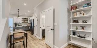 4332 Falls Rd Gallery 3