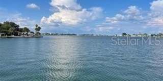 6901 GULF WINDS DRIVE Gallery 1