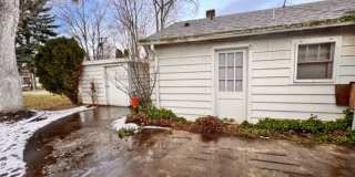 Studio Apartment Off of Federal Way Gallery 1