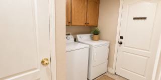 Convenient & Modern 3-BR/2.5-BA Home in Northwest Fresno Gallery 16