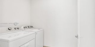 8037 NW 42nd St Gallery 24