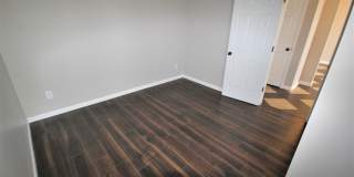 3 Bedroom - Dublin Gallery 12