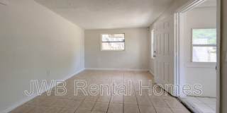 1490 33rd St W Gallery 3