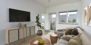 Urbana Urbana Gallery 32