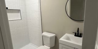 Newly Renovated 4BR/2BA Family Home in Winchester – Outdoor Space, Modern Kitchen & More Gallery 10