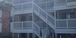 1545 Indianola Ave Gallery 1