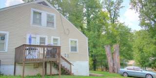 Affordable 2 Bedroom, 1 Bathroom Duplex near Northgate Park! Gallery 1