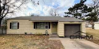 Comfortable 2 bed 1 bath home Gallery 1