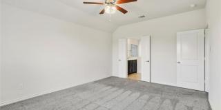 500 Cowboy Way Gallery 16