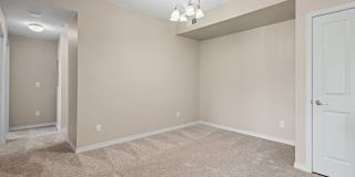 Beautifully Updated 2 Bed / 2 Bath Condo with Garage in Chatfield Bluffs Gallery 13