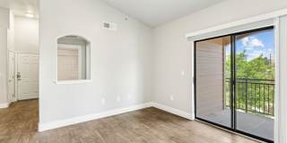 Lyra Gallery 6