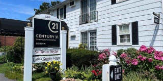 1100 Valley Street Gallery 1