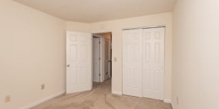 Walk to UC & UC Medical | 1BR/2BR Apartments Gallery 80