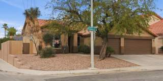 1562 Harwood Avenue Gallery 37