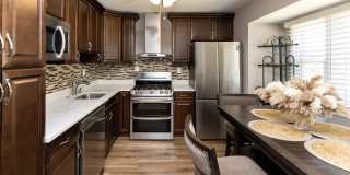 912 ASTON MARTIN Drive Gallery 6