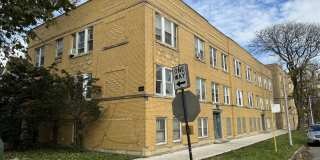 4644 W Palmer Street Gallery 1