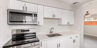 1321 N 48th Place Gallery 8