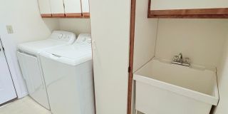 Spacious 2bd/2bath + Den home in gorgeous community (there's a lake!) Gallery 36