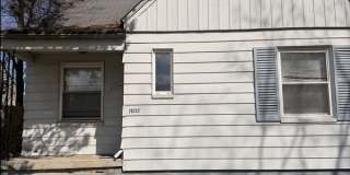 20242 Hickory Street Gallery 1