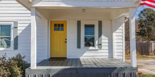 2084 Broad Street Gallery 23