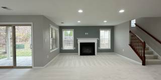 Gorgeous End Unit Garage Townhome In Brambleton for Rent! Gallery 38