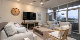 THE BAYSIDE Gallery 7