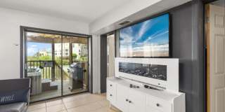 208 W Saturn Ln Gallery 10