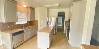Beautiful 4 bed 2 bath home in White Rock subdivision. Gallery 3