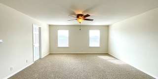 **APPLICATION RECEIVED** Spacious 5-Bedroom Retreat with 2-Car Garage & Prime Location Near Lackland AFB! Gallery 42