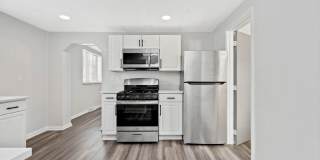 Stunning 3 bedroom home in Mt. Washington available August 1! Gallery 1