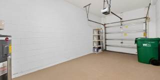 2515 Revolution Street Gallery 33