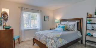Nob Hill Apartments Gallery 9
