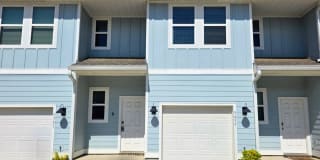 Thoughtfully Designed 3BR/2.5BA Townhouse Gallery 1