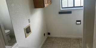 2 bedroom, 1 bath apartment available in North Orem Gallery 12