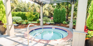 Signature Pointe Gallery 36