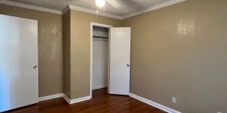 3 bedroom near Riverside Parks Trail!! Gallery 14
