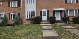 6094 Andover Boulevard Unit 3 Gallery 1