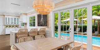 2575 Pine Tree Dr Gallery 24