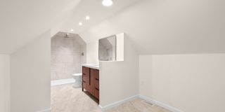 28 East Jeffrey Place Gallery 9