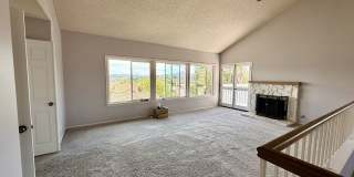 Large 3 bedroom home in quiet neighborhood cul-de-sac with amazing views Large 3 bedroom home in quiet neighborhood cul-de-sac with amazing views Gallery 12