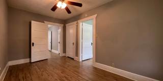 Updated 2 bed/1 bath, 780 sqft home! 1522 W High St in Springfield MO. Gallery 13
