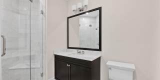 5000 Royal Court Gallery 20