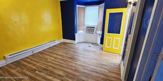 1319 Washburn Street unit: 1St Floor Gallery 1