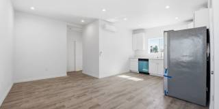 BRAND NEW! Gallery 4